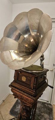 Columbia BI “Sterling” Phonograph with Nickel Bell Flower Horn
