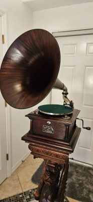Victor Victrola IV Phonograph